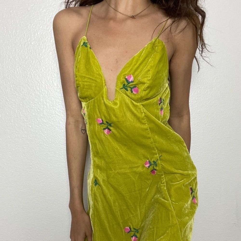 Urban Outfitters S Ginger Velvet Yellow Floral Mini Dress